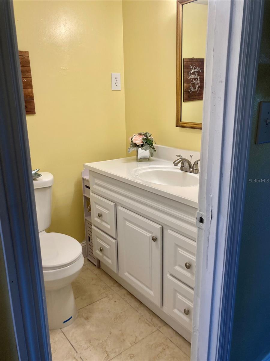 701 PERKINS ST #100, LEESBURG, FL, 34748