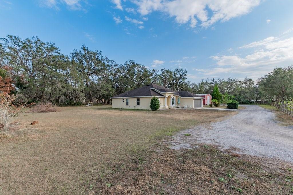 1401 CASTLEBERRY FARMS LN, LITHIA, FL, 33547