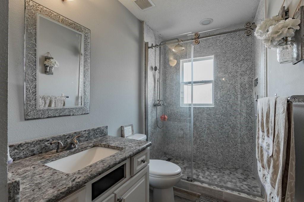 1401 CASTLEBERRY FARMS LN, LITHIA, FL, 33547