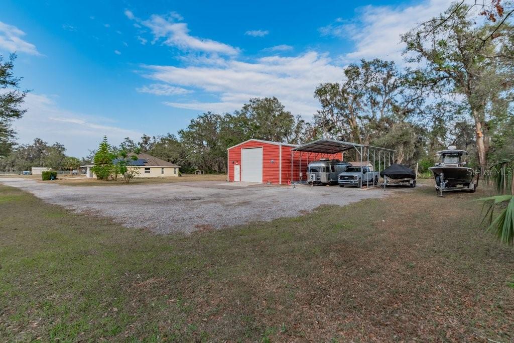 1401 CASTLEBERRY FARMS LN, LITHIA, FL, 33547