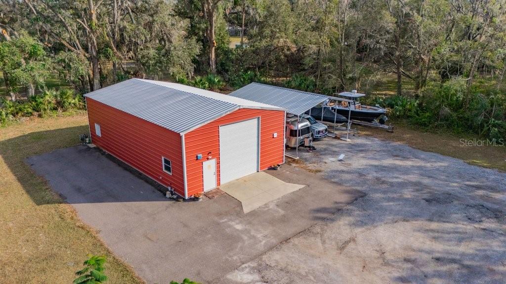1401 CASTLEBERRY FARMS LN, LITHIA, FL, 33547