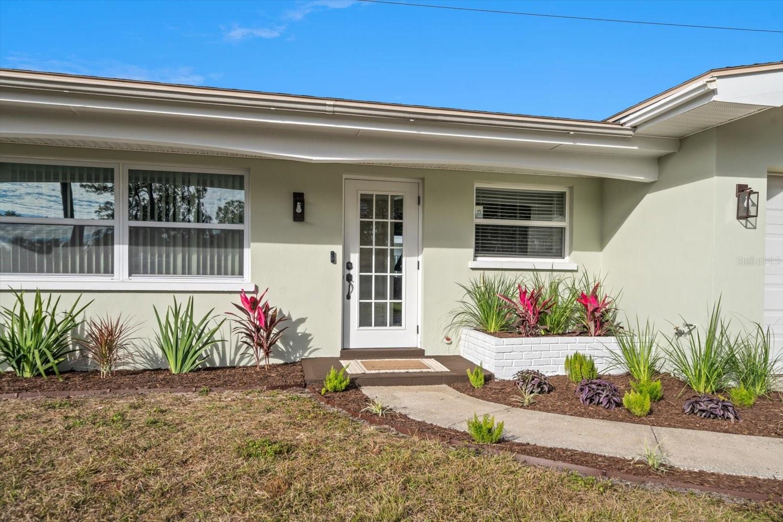 1044 PORTER DR, LARGO, FL, 33771
