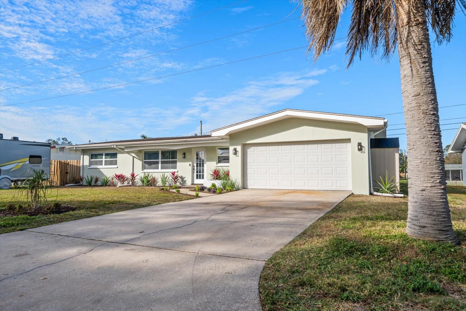 1044 PORTER DR, LARGO, FL, 33771