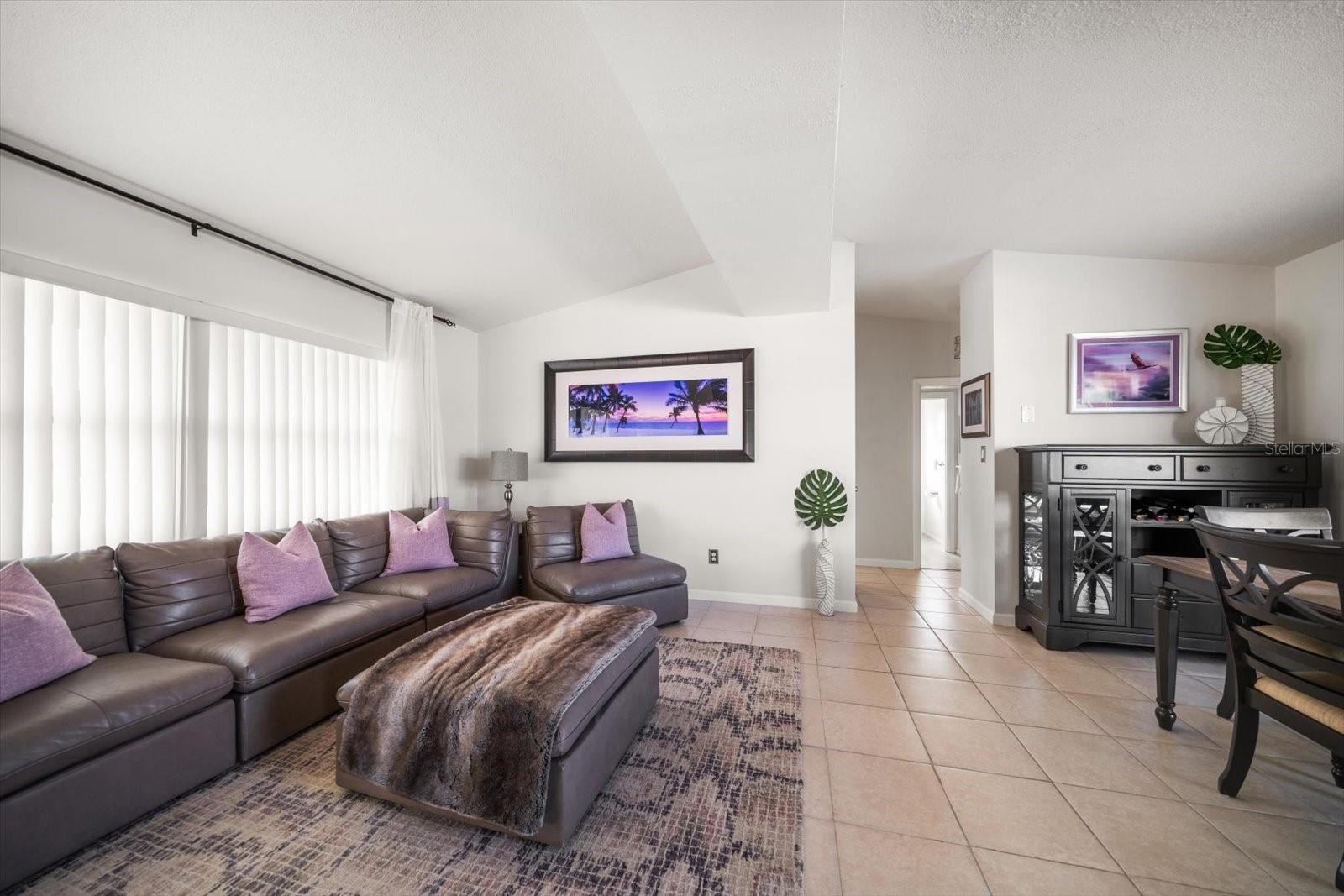 1044 PORTER DR, LARGO, FL, 33771