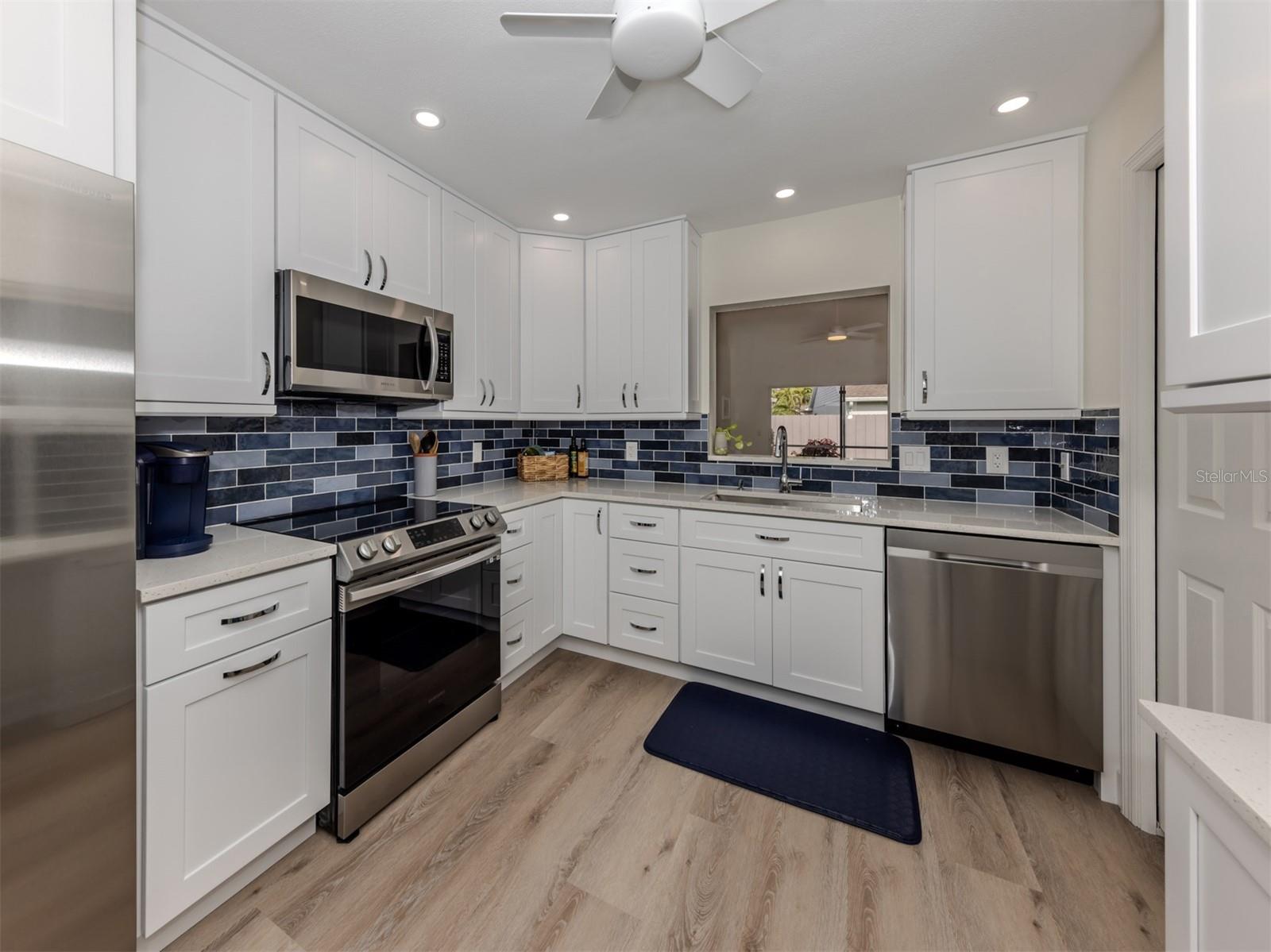 703 IRONWOOD DR #114, VENICE, FL, 34292