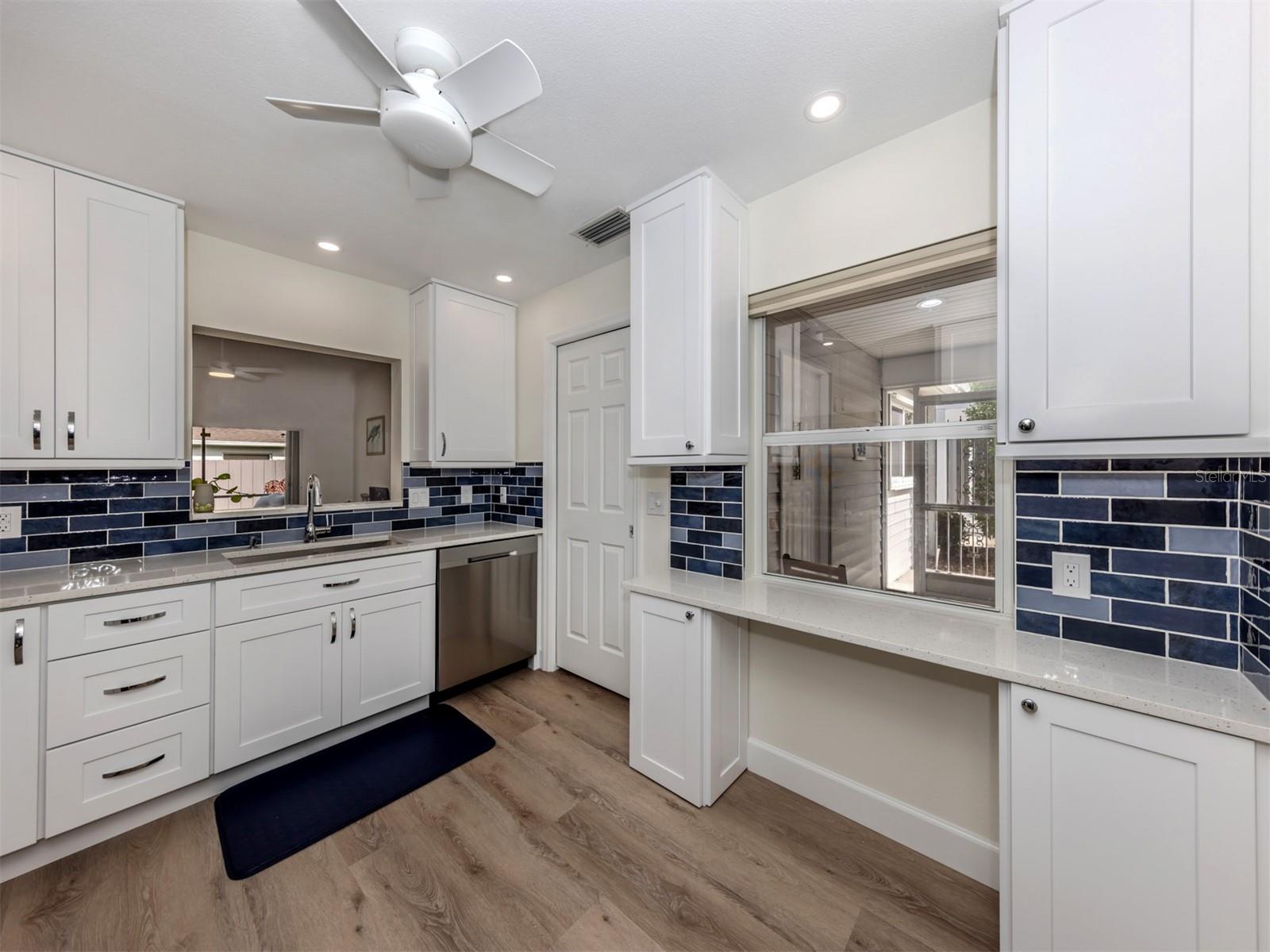 703 IRONWOOD DR #114, VENICE, FL, 34292