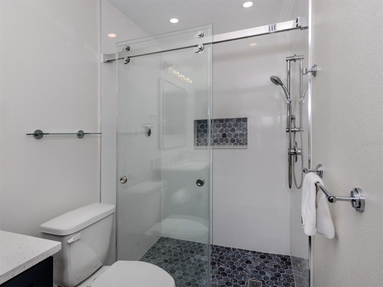 703 IRONWOOD DR #114, VENICE, FL, 34292