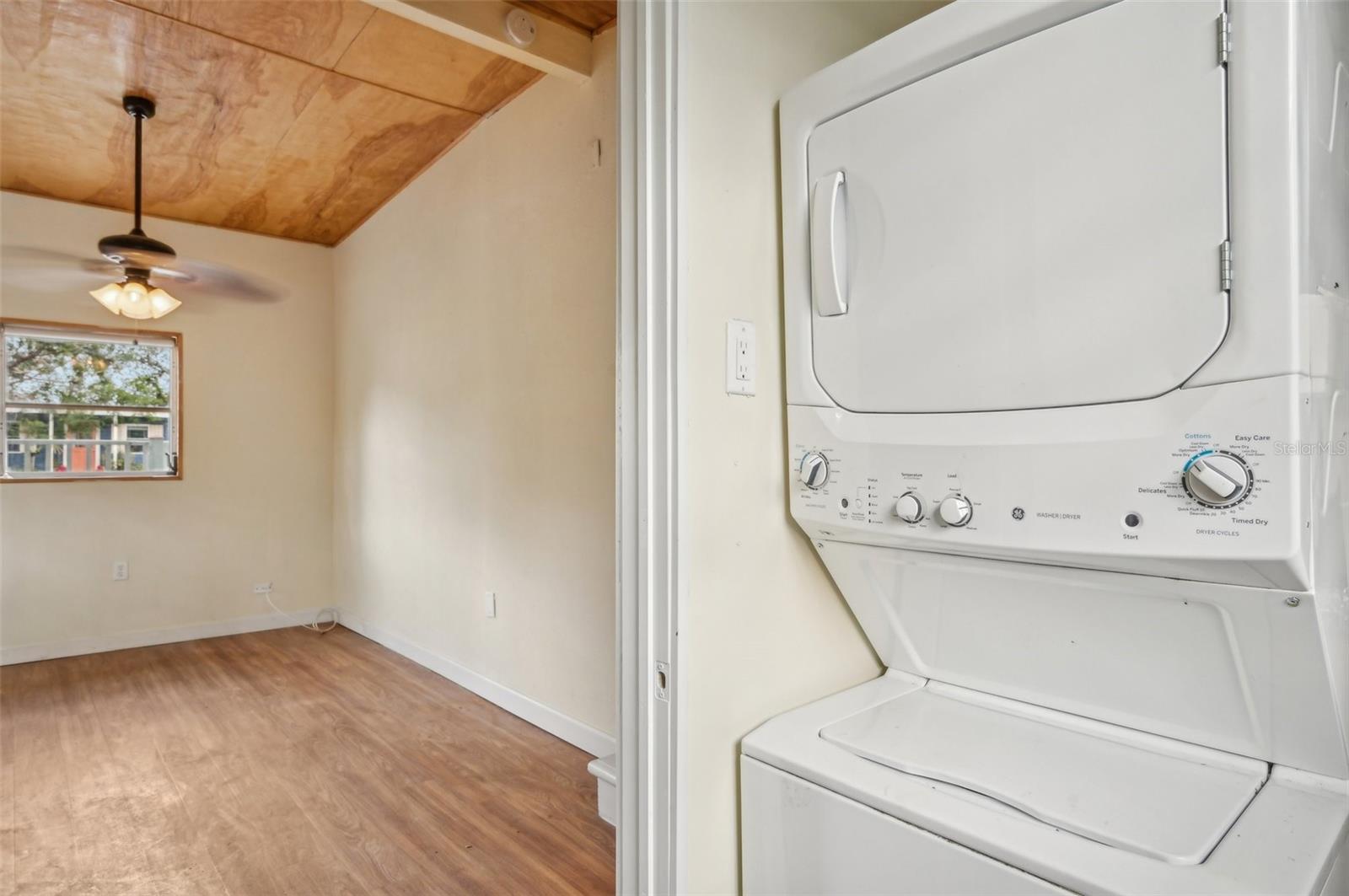 2358 MARGARET ST, SARASOTA, FL, 34237