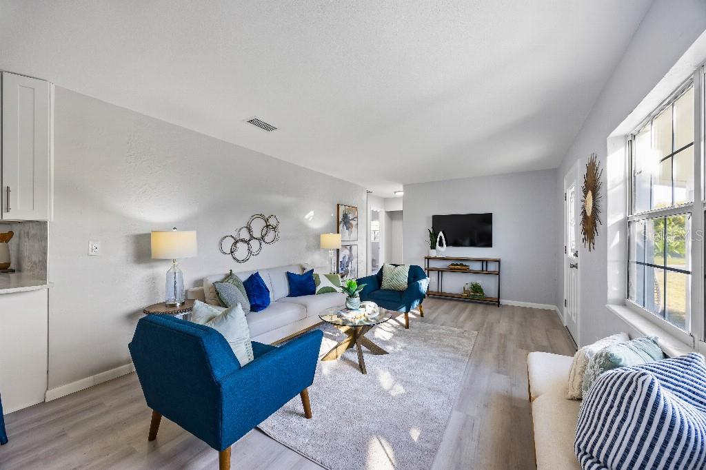 5501 7TH AVE N, ST PETERSBURG, FL, 33701