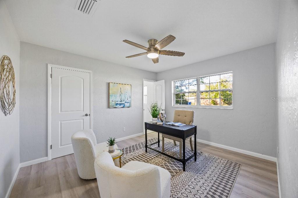 5501 7TH AVE N, ST PETERSBURG, FL, 33701