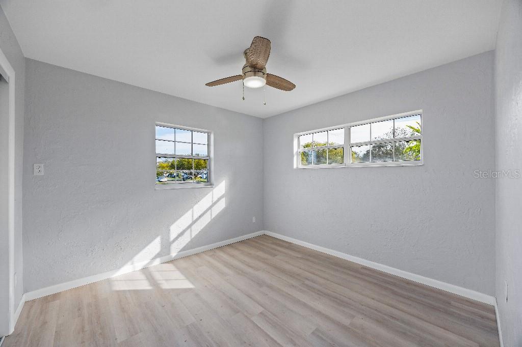 5501 7TH AVE N, ST PETERSBURG, FL, 33701