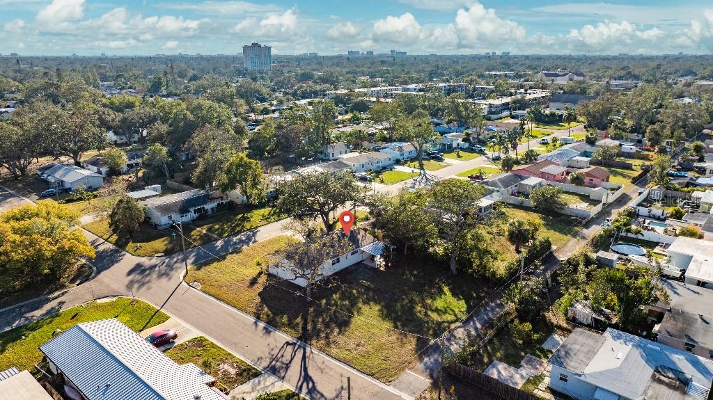 5501 7TH AVE N, ST PETERSBURG, FL, 33701