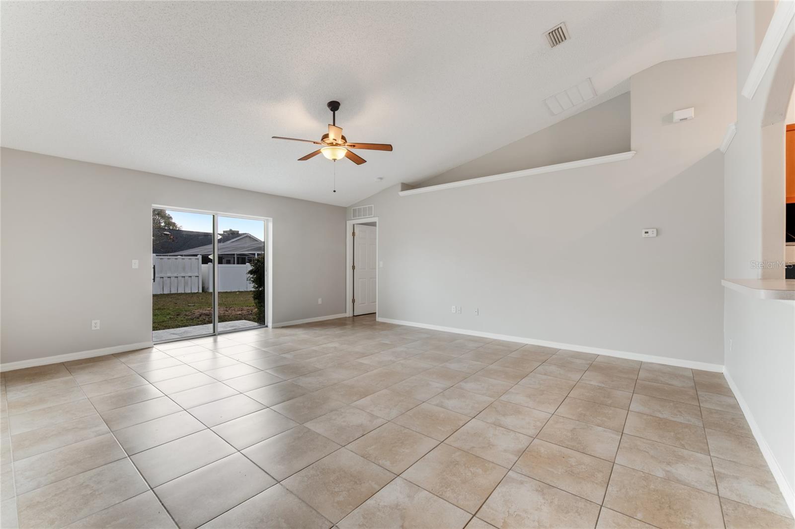 209 PARKVIEW DR, PALM COAST, FL, 32164
