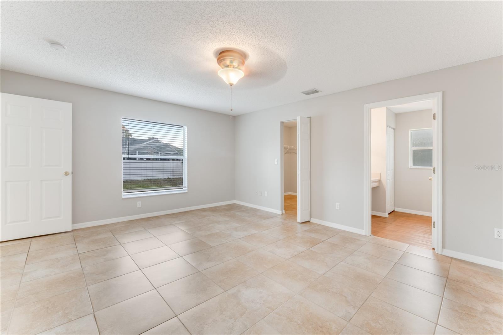 209 PARKVIEW DR, PALM COAST, FL, 32164