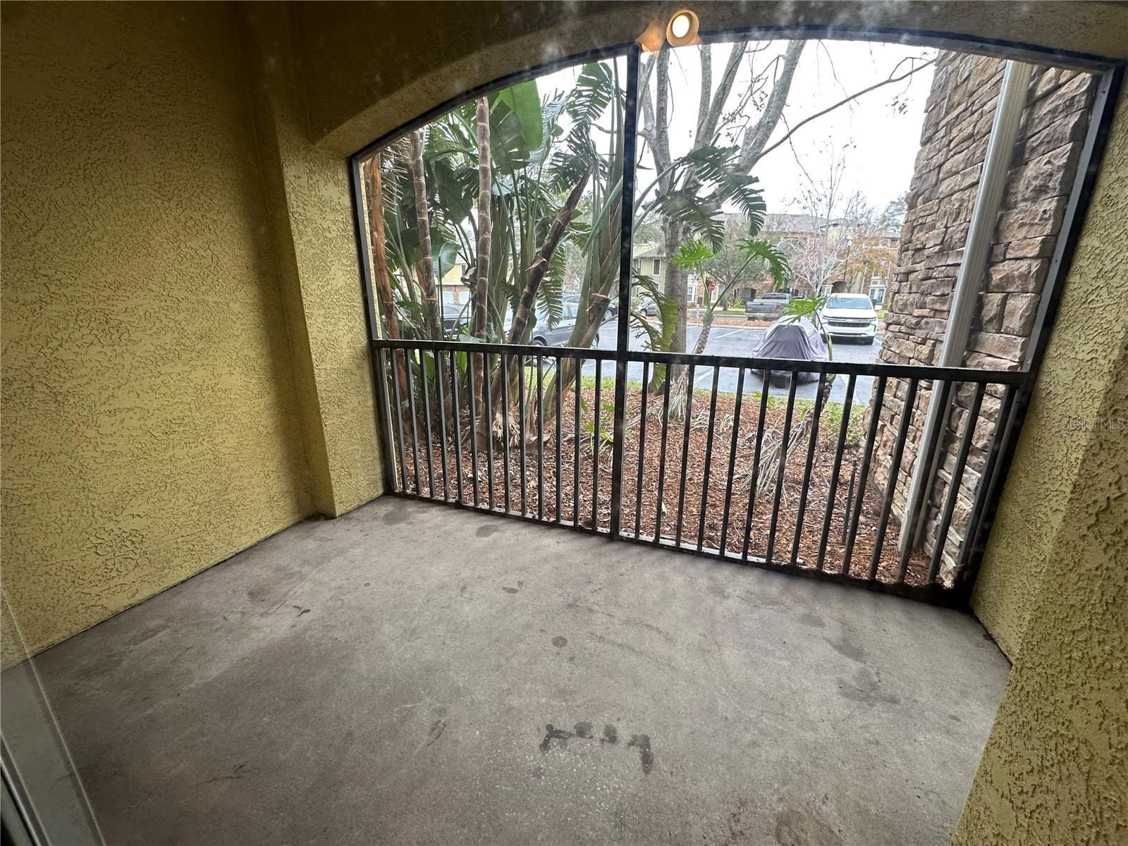 10201 COURTNEY PALMS BLVD #103, TAMPA, FL, 33619