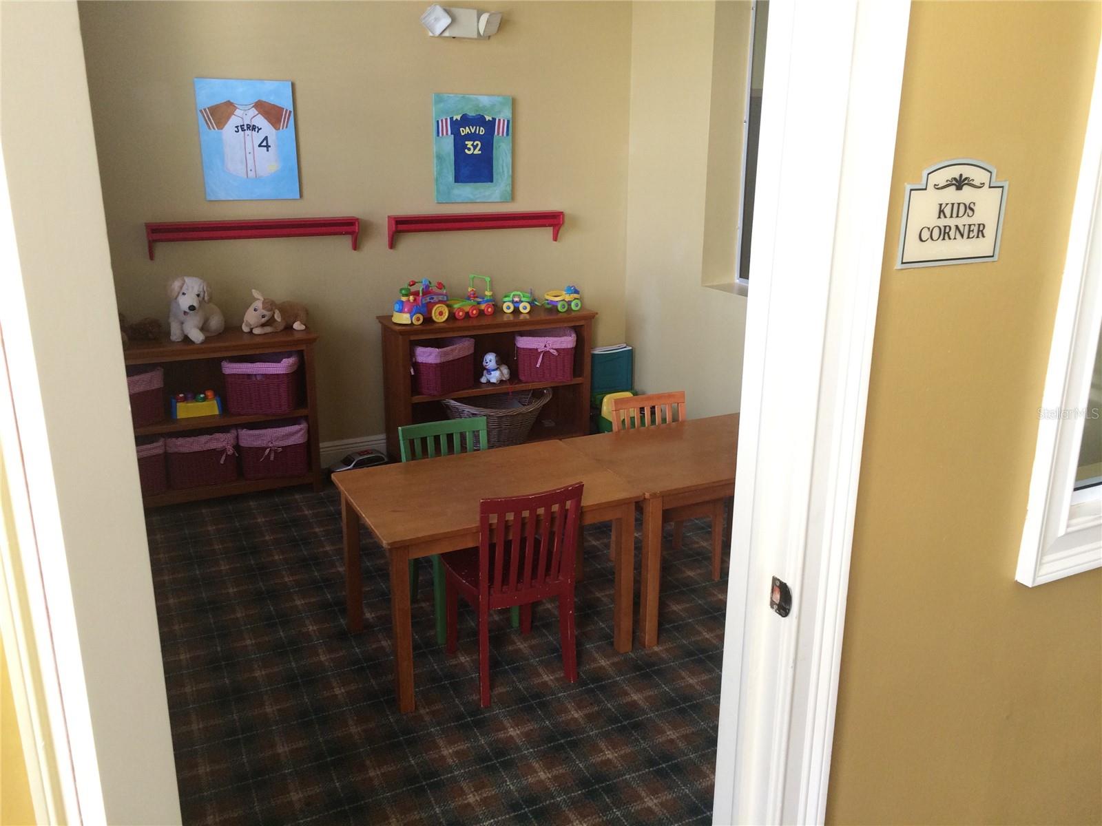 10201 COURTNEY PALMS BLVD #103, TAMPA, FL, 33619