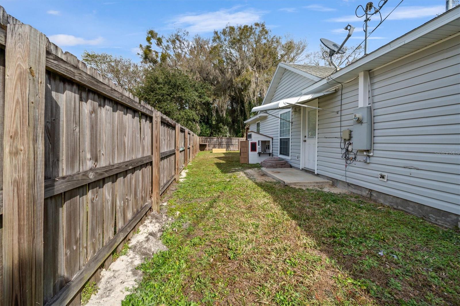 216 W VIVIAN DR, HASTINGS, FL, 32145