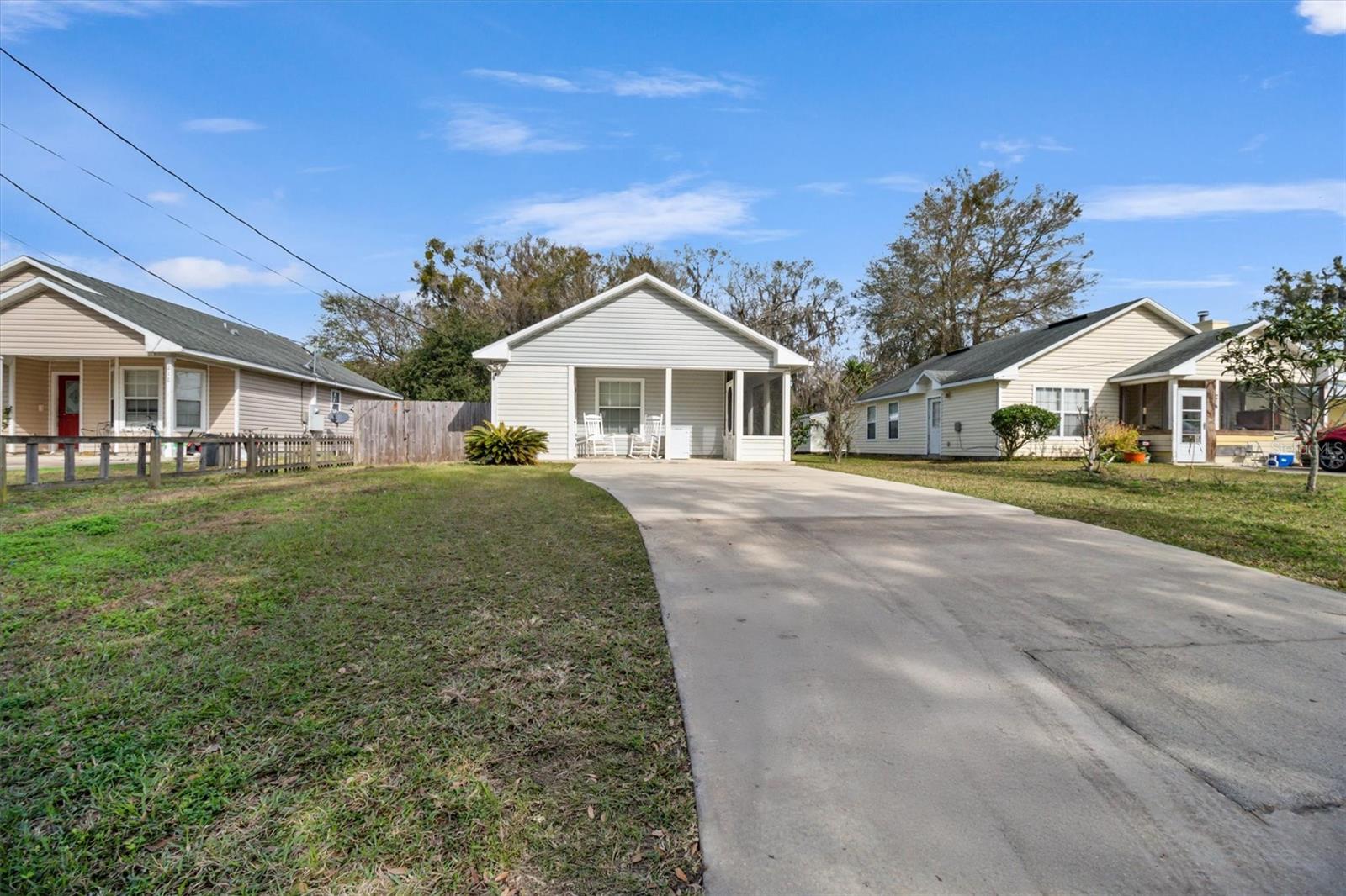216 W VIVIAN DR, HASTINGS, FL, 32145