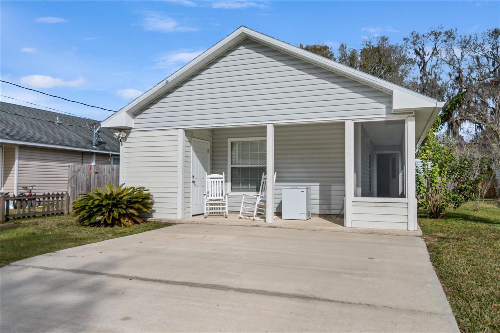 216 W VIVIAN DR, HASTINGS, FL, 32145