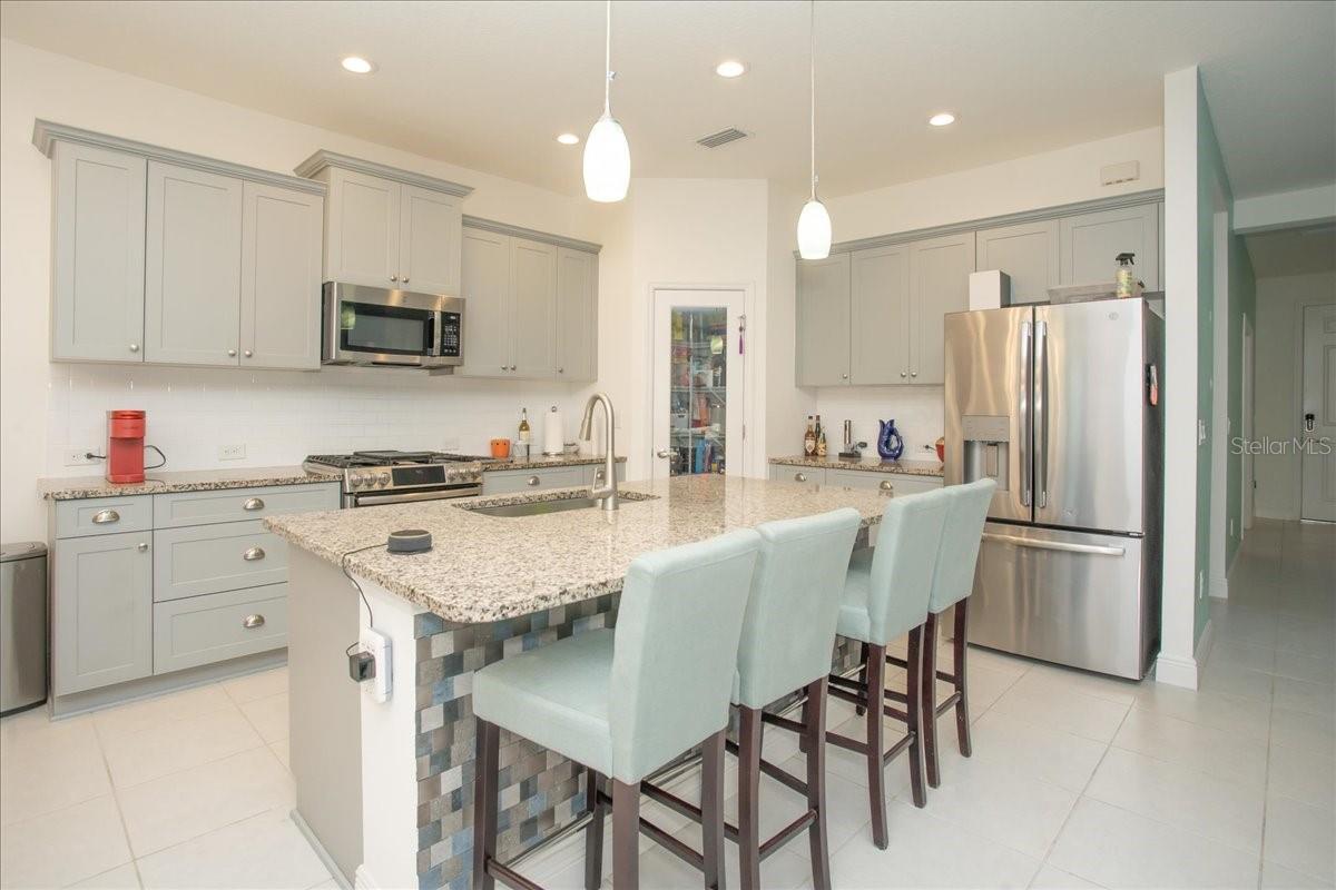 3514 SHIMMERING OAKS DR, PARRISH, FL, 34219