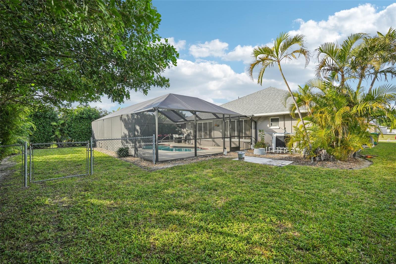 238 SW 43RD LN, CAPE CORAL, FL, 33914