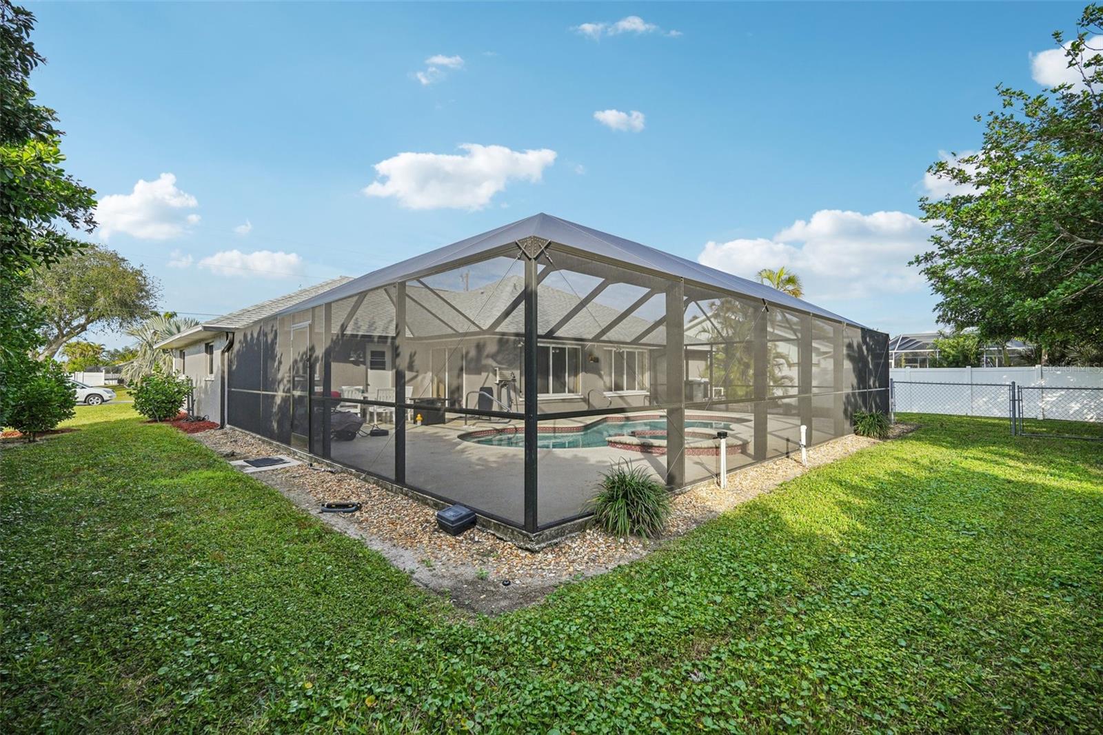 238 SW 43RD LN, CAPE CORAL, FL, 33914