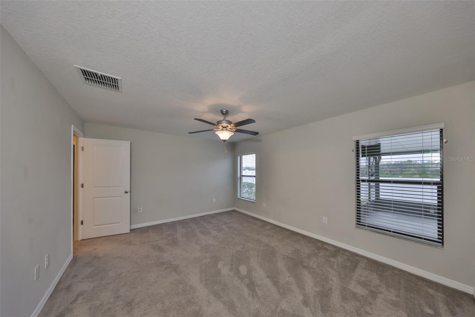 11218 LELAND GROVES DR, RIVERVIEW, FL, 33579