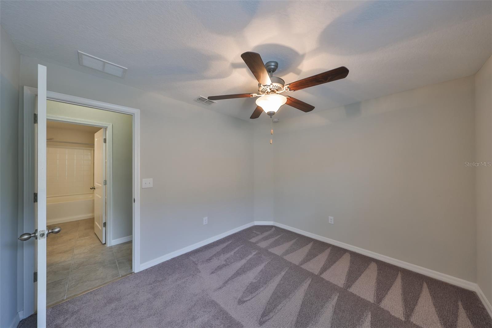 11218 LELAND GROVES DR, RIVERVIEW, FL, 33579