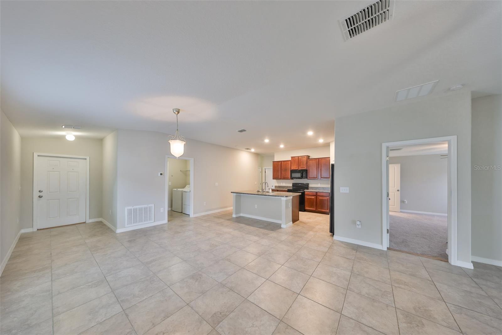 11218 LELAND GROVES DR, RIVERVIEW, FL, 33579