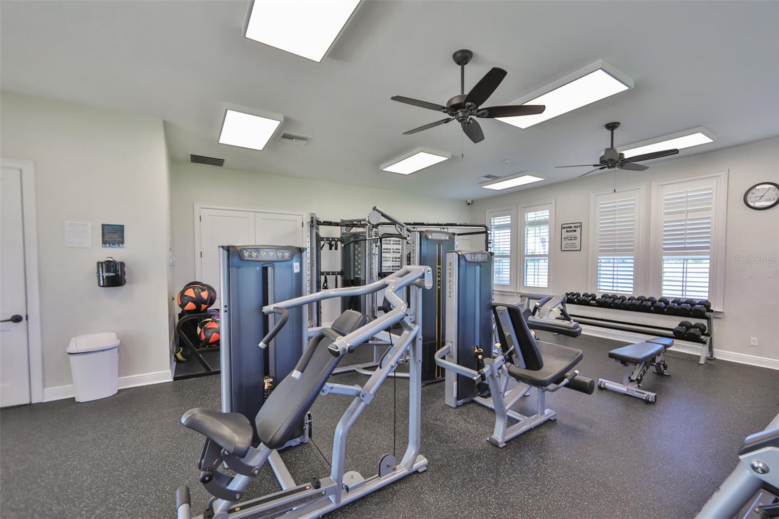 11218 LELAND GROVES DR, RIVERVIEW, FL, 33579