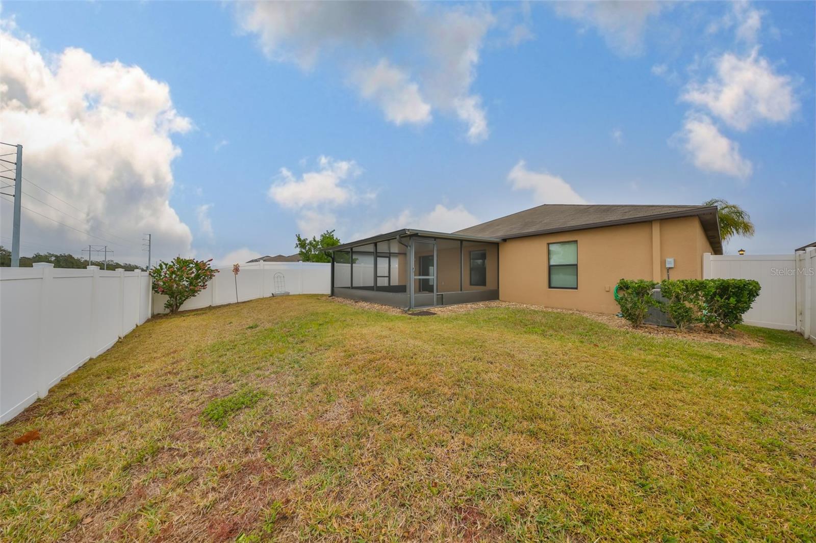 11218 LELAND GROVES DR, RIVERVIEW, FL, 33579