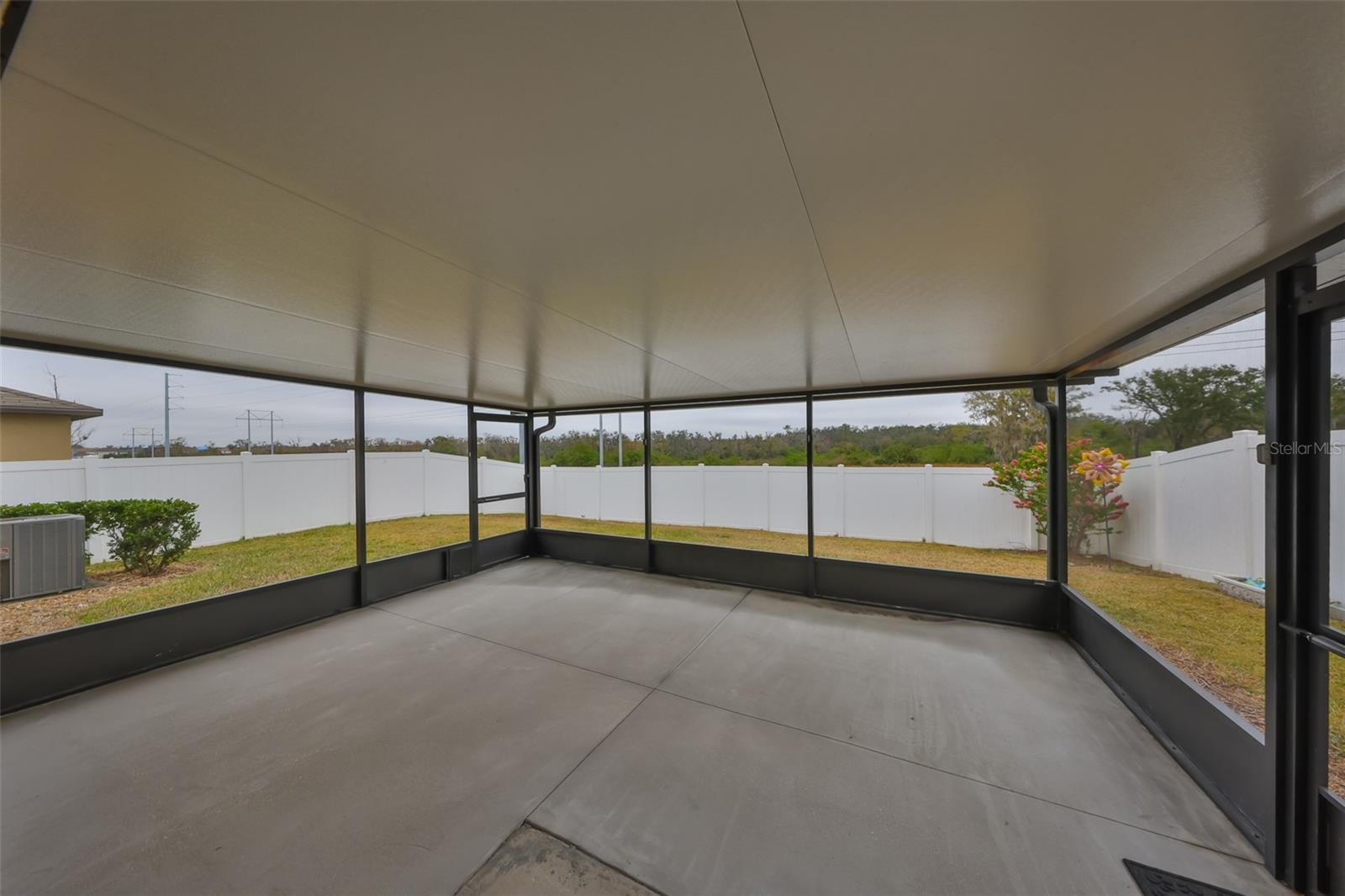 11218 LELAND GROVES DR, RIVERVIEW, FL, 33579