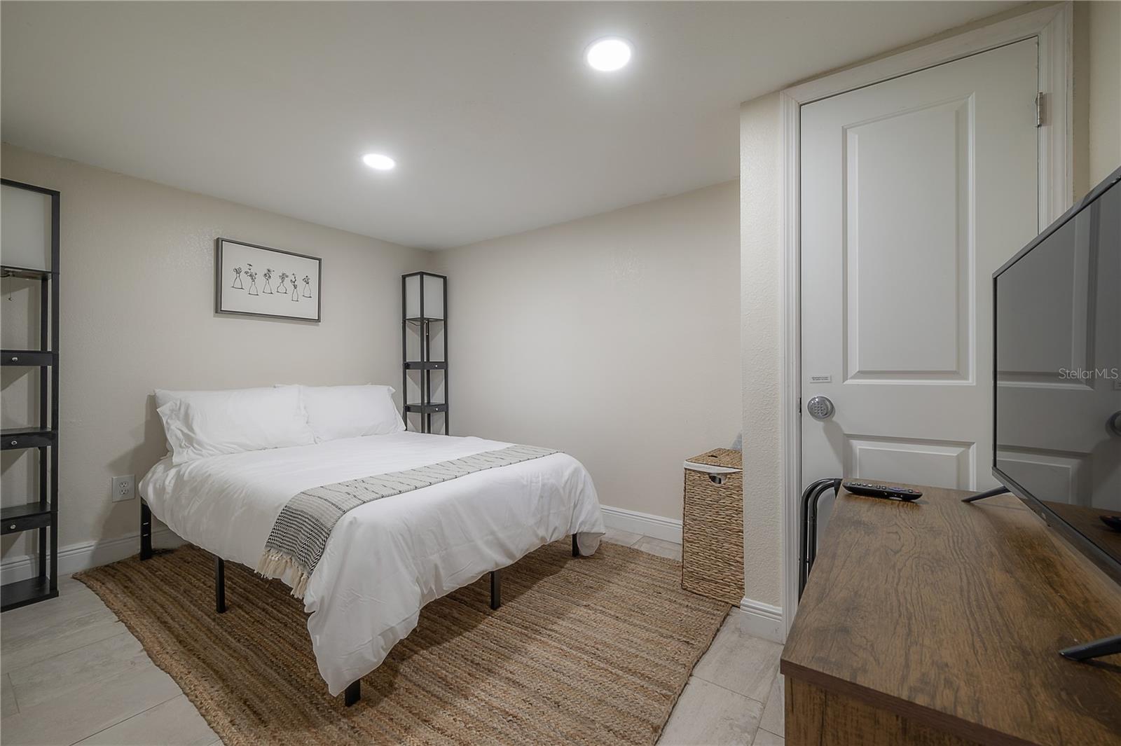 3365 57TH AVE N, ST PETERSBURG, FL, 33714