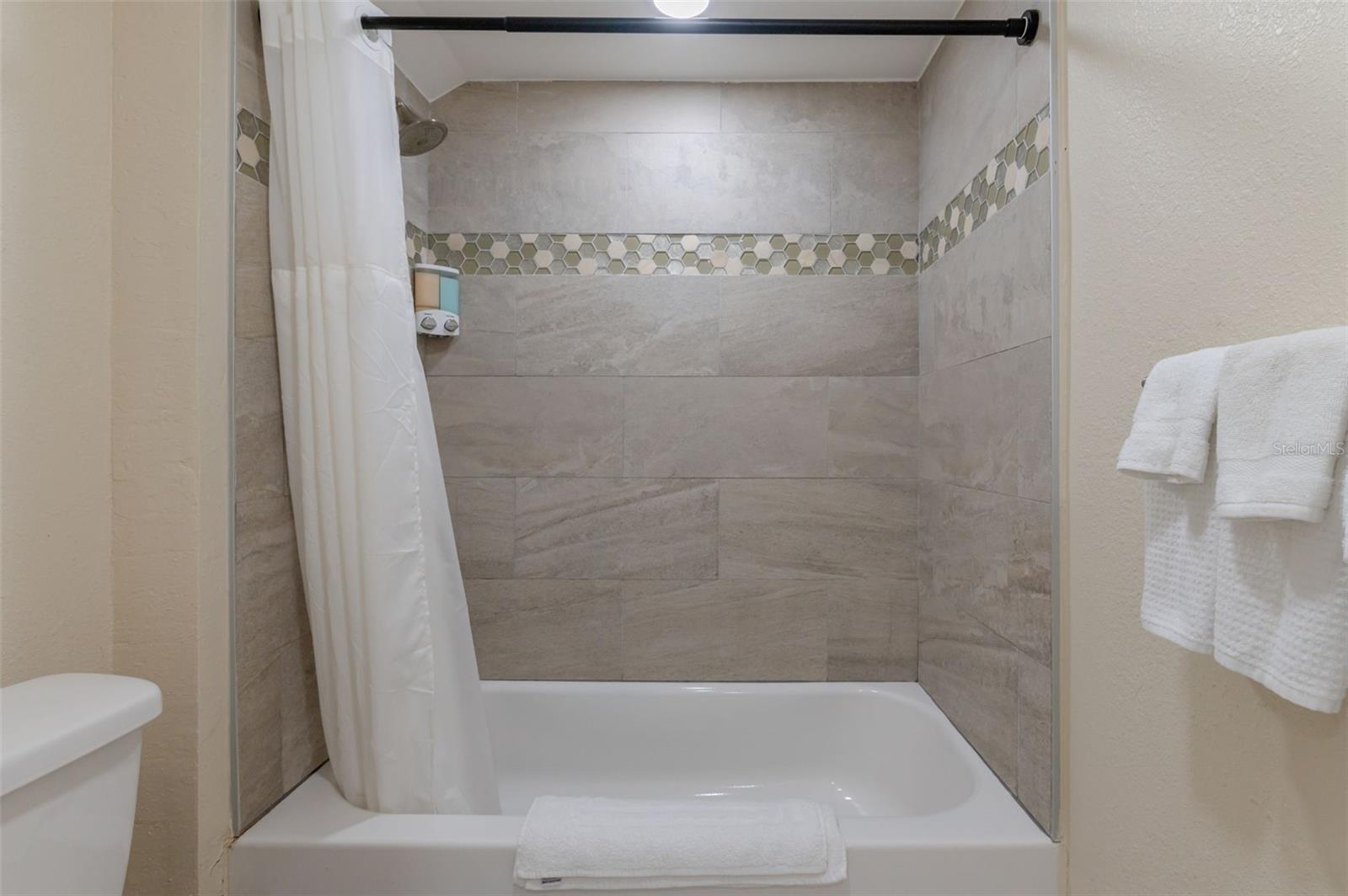 3365 57TH AVE N, ST PETERSBURG, FL, 33714