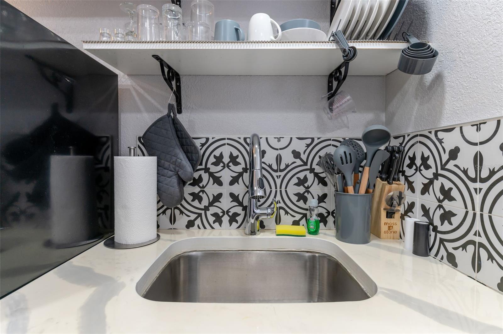 3365 57TH AVE N, ST PETERSBURG, FL, 33714