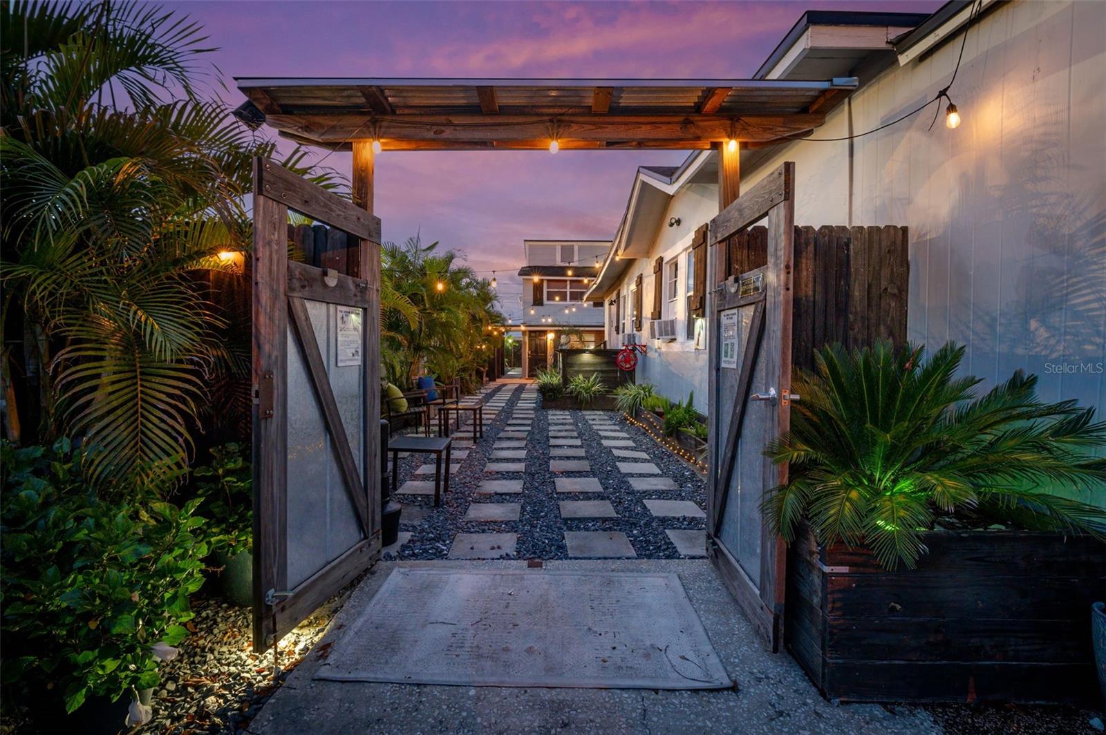 3365 57TH AVE N, ST PETERSBURG, FL, 33714