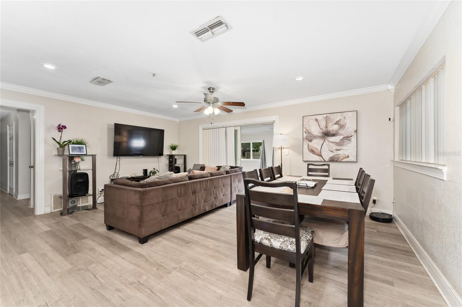 8465 OAK BLUFF DR, ORLANDO, FL, 32827