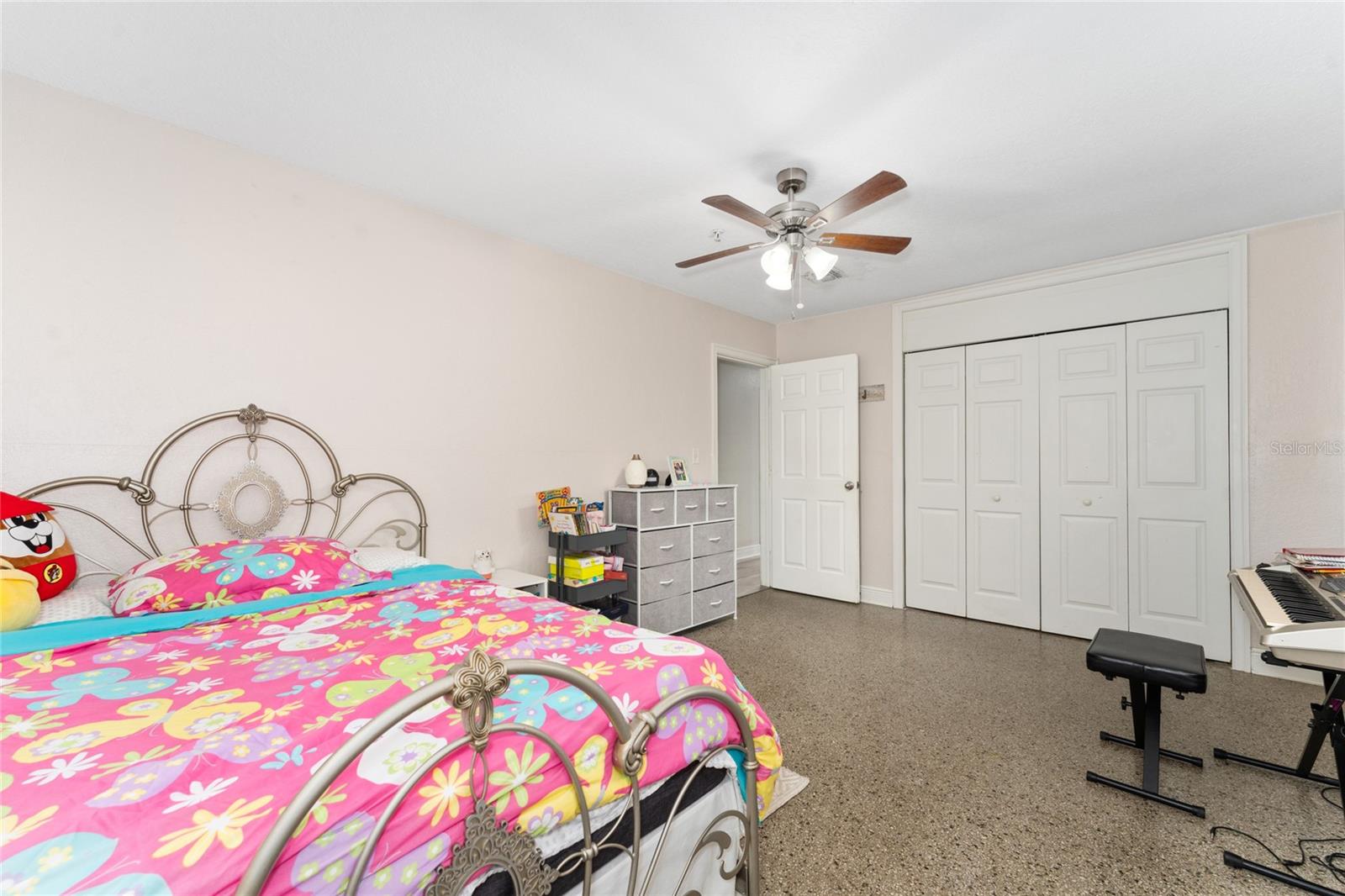 8465 OAK BLUFF DR, ORLANDO, FL, 32827
