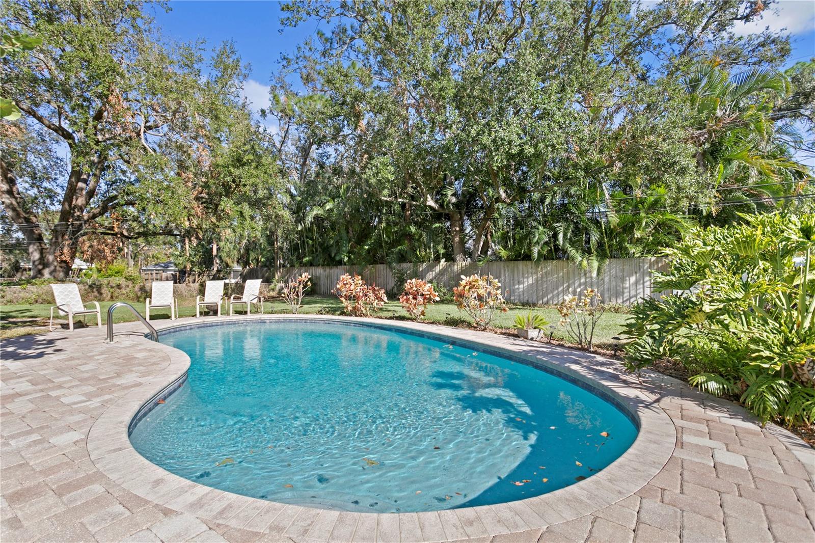 5265 VENETIAN BLVD NE, ST PETERSBURG, FL, 33703