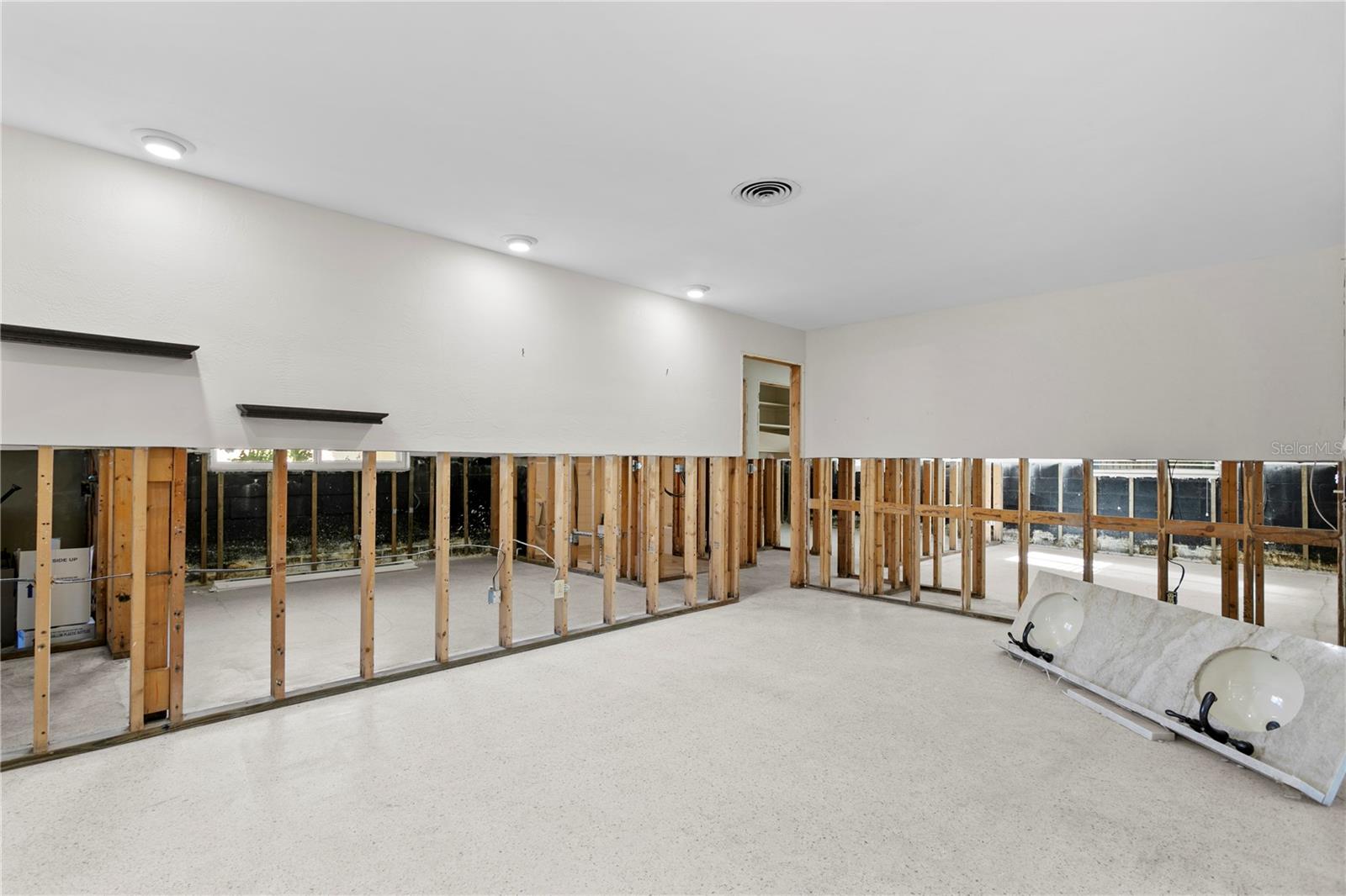 5265 VENETIAN BLVD NE, ST PETERSBURG, FL, 33703
