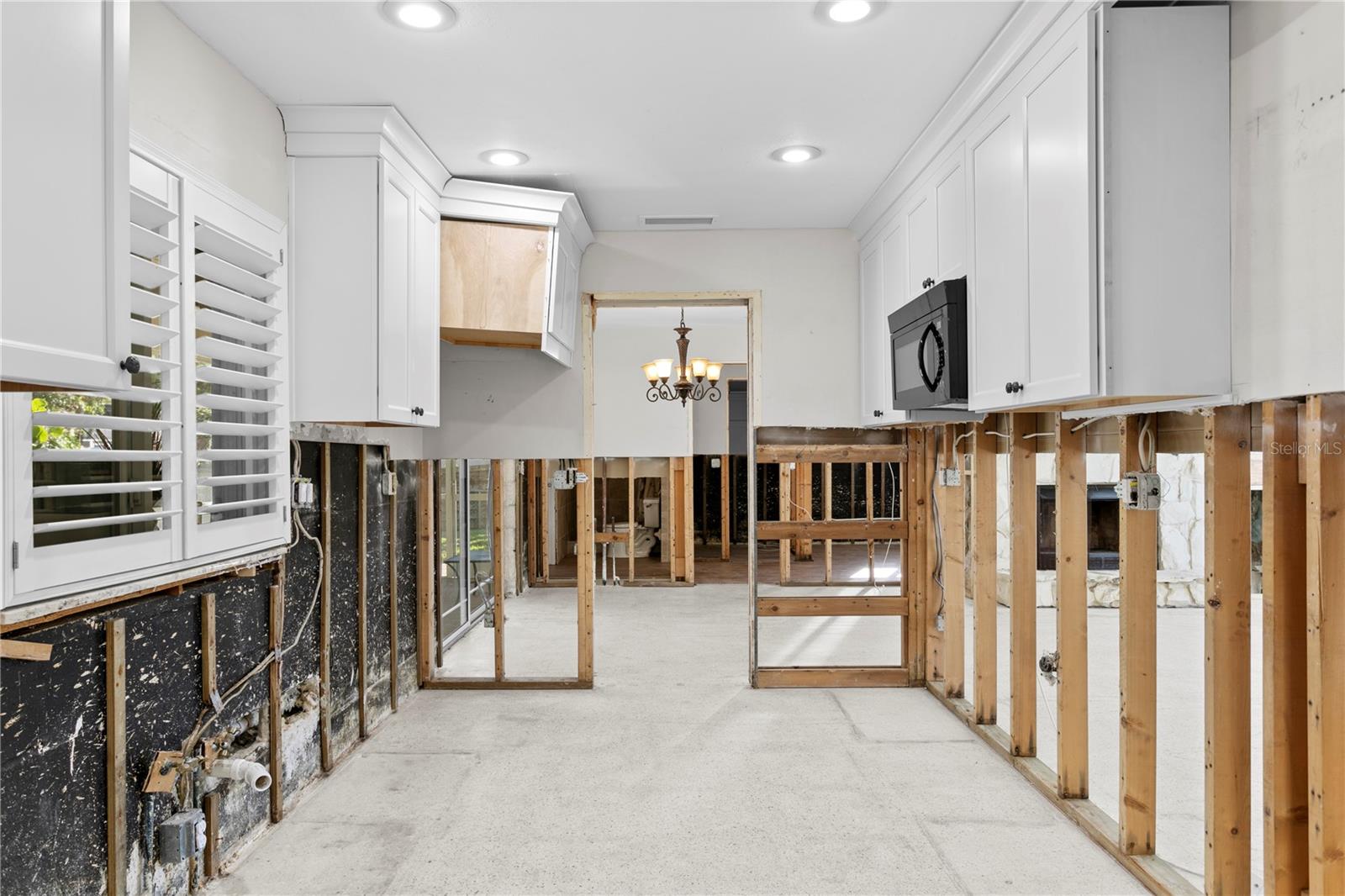 5265 VENETIAN BLVD NE, ST PETERSBURG, FL, 33703