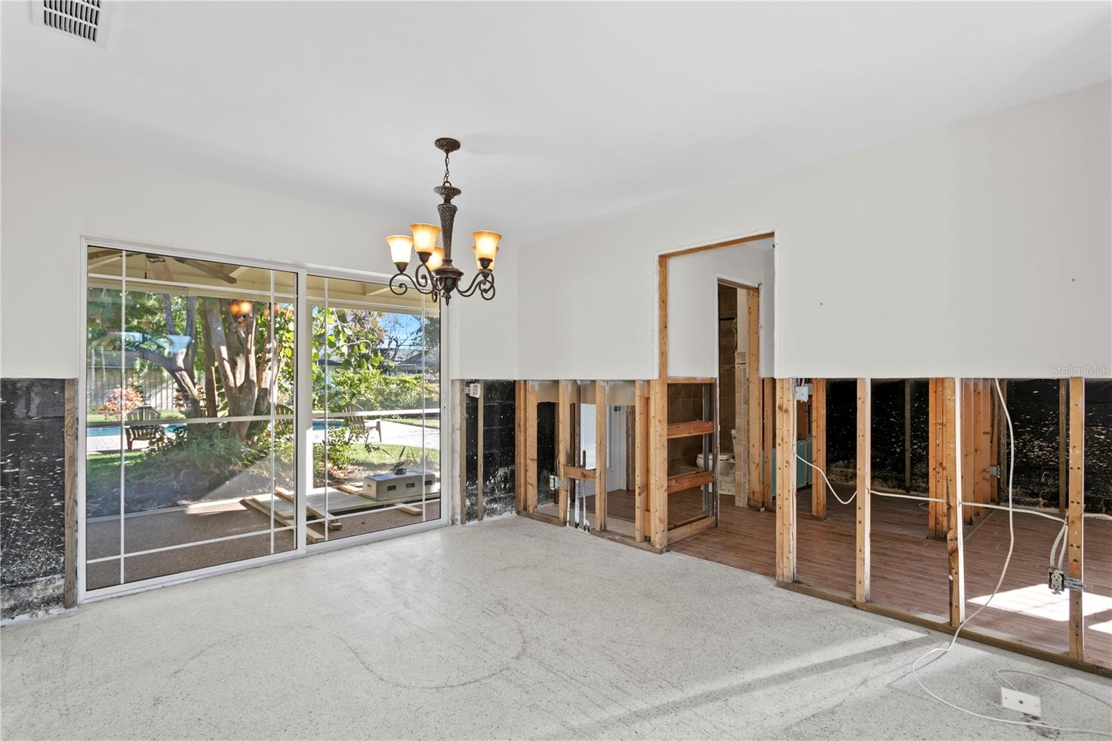 5265 VENETIAN BLVD NE, ST PETERSBURG, FL, 33703