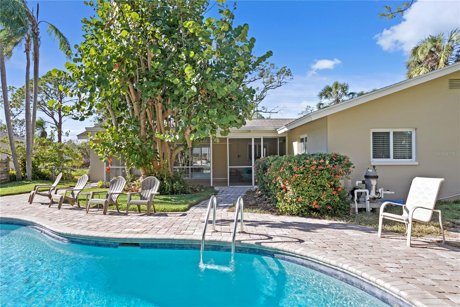5265 VENETIAN BLVD NE, ST PETERSBURG, FL, 33703