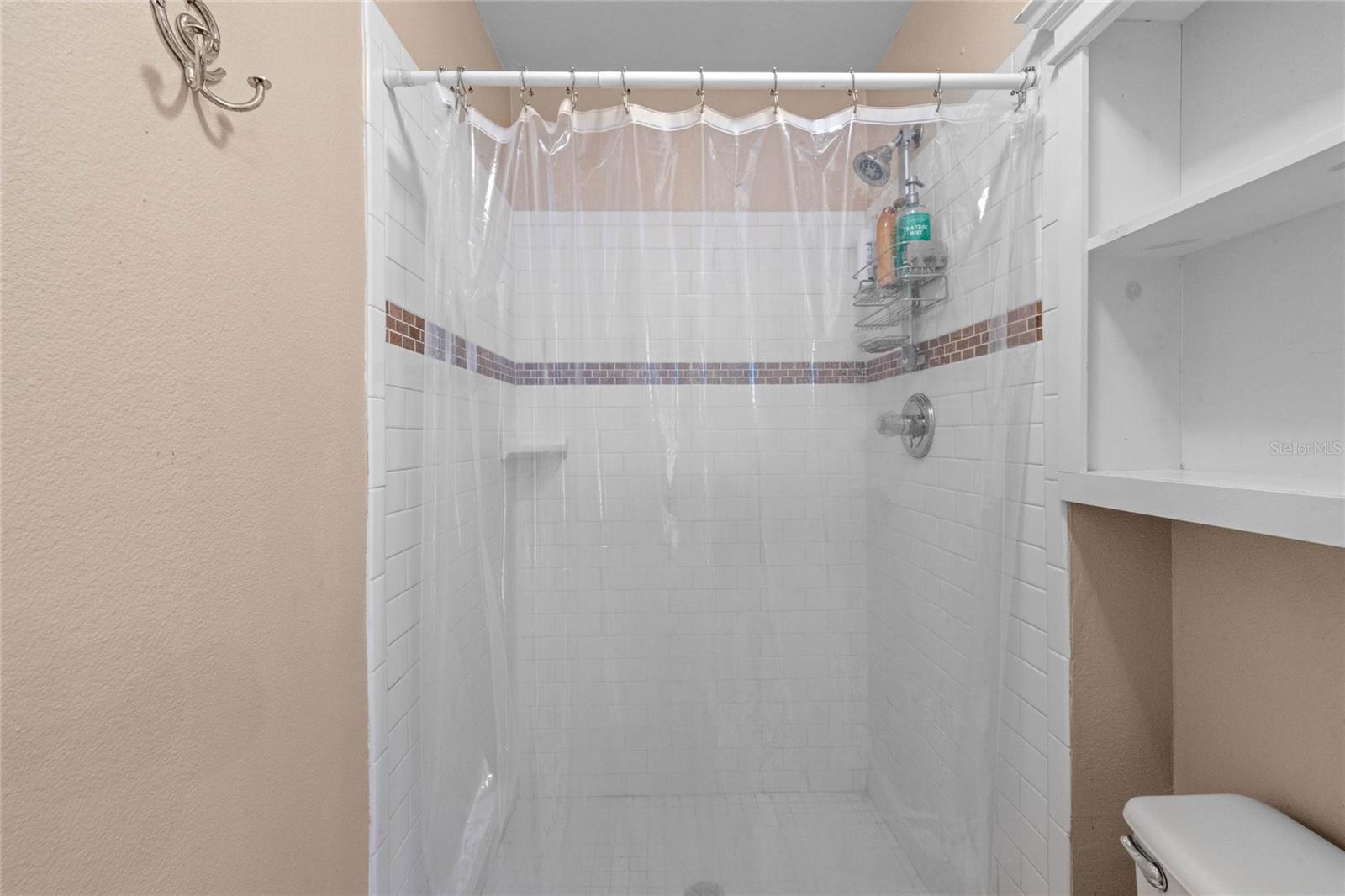 102 CIRCLE HILL RD, SANFORD, FL, 32773