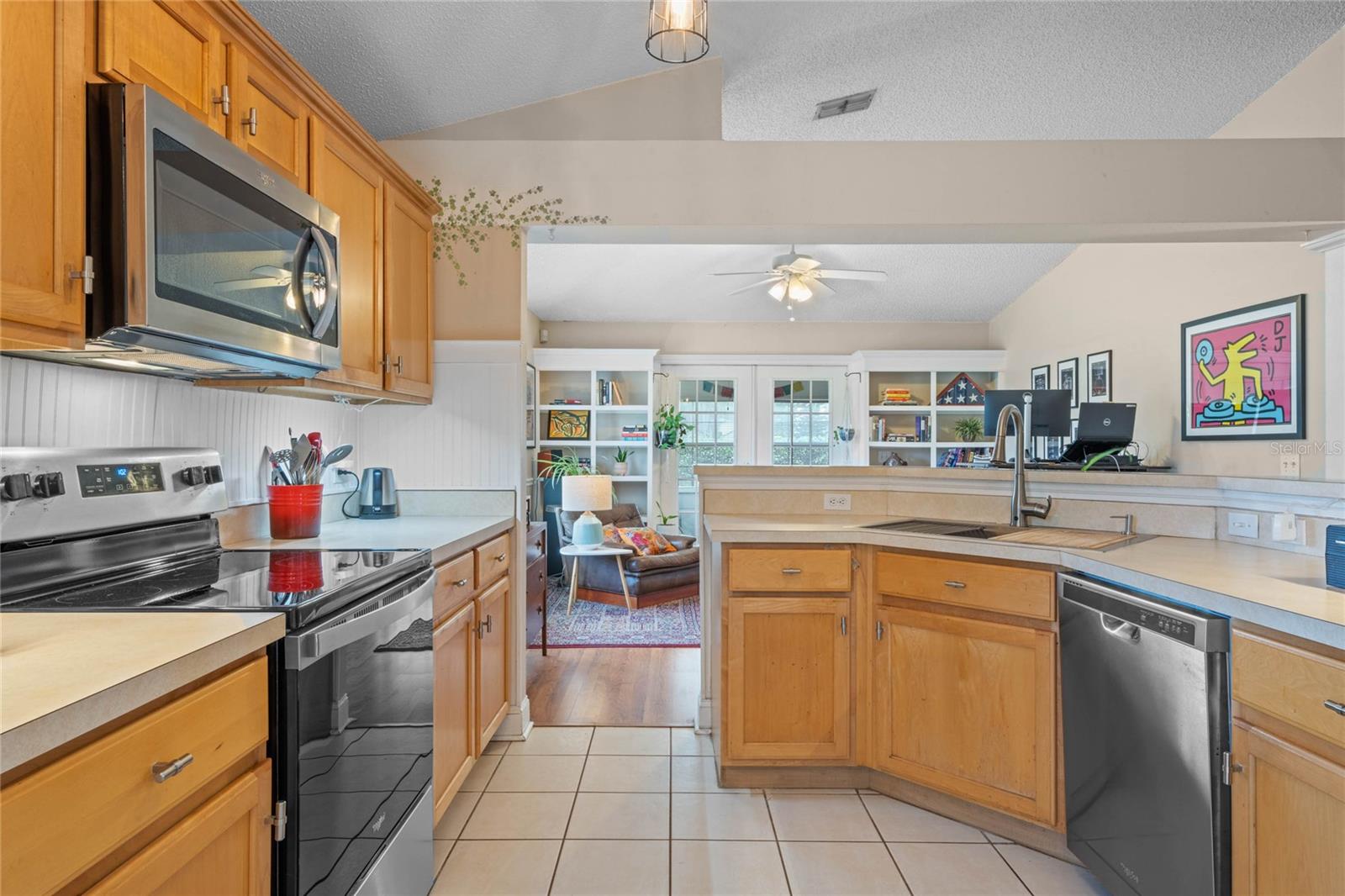 102 CIRCLE HILL RD, SANFORD, FL, 32773