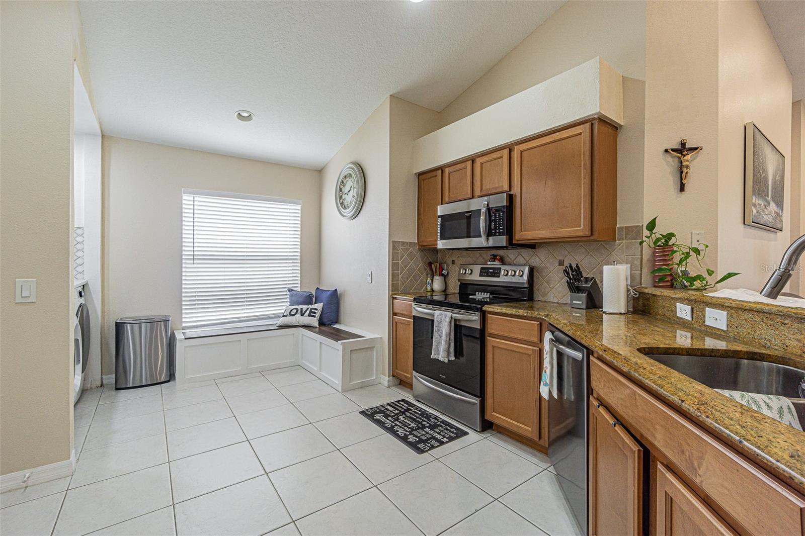2921 TRINITY COTTAGE DR, LAND O LAKES, FL, 34638