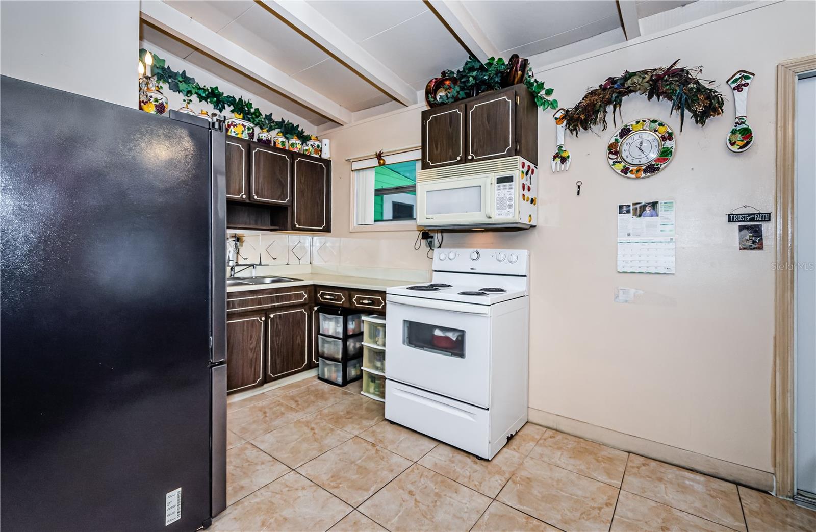 8809 N BROOKS ST, TAMPA, FL, 33604