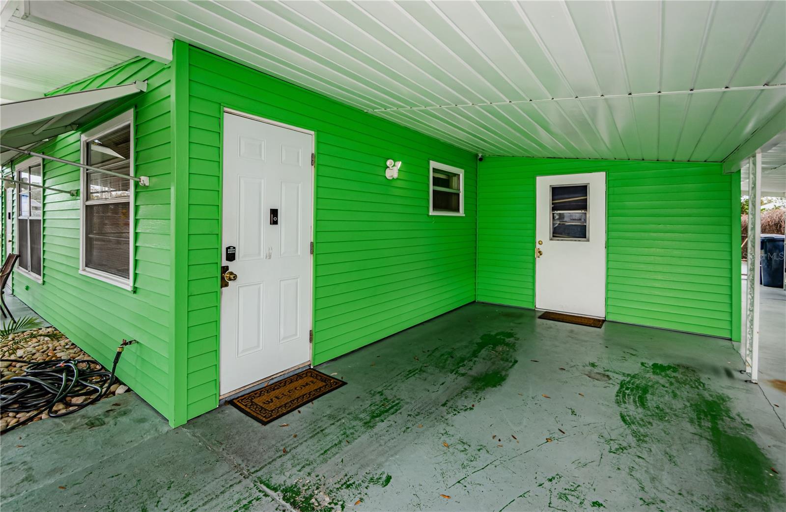 8809 N BROOKS ST, TAMPA, FL, 33604