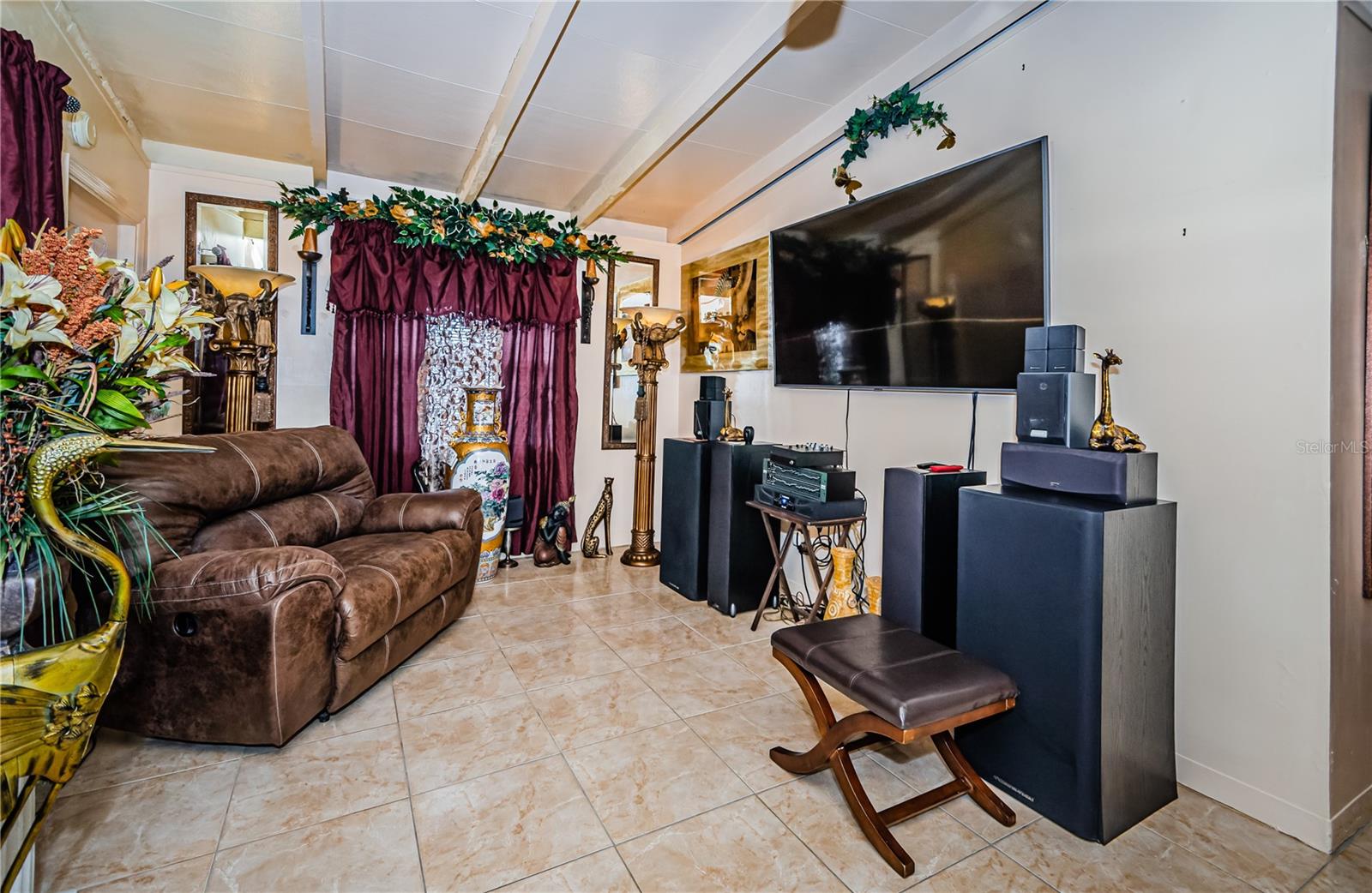 8809 N BROOKS ST, TAMPA, FL, 33604