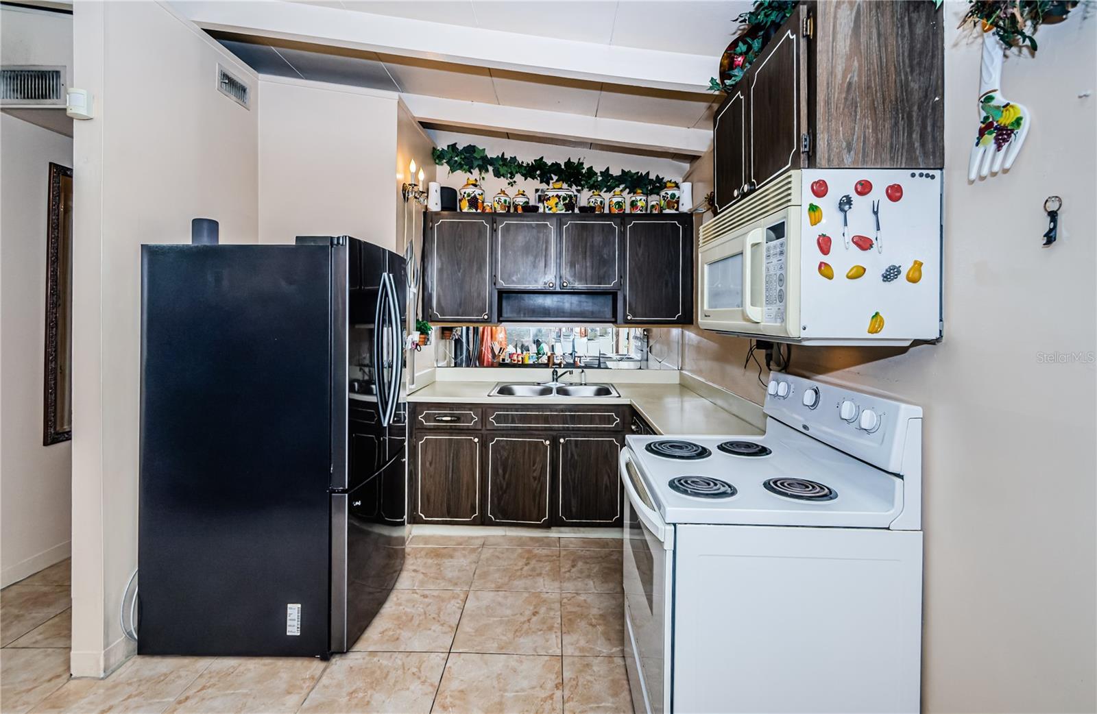 8809 N BROOKS ST, TAMPA, FL, 33604